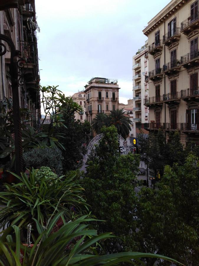 Medusa Palermo Buitenkant foto